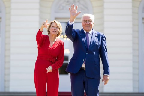 Elke Büdenbender (woman of the Federal President) and Frank-Walter Steinmeier (President of the