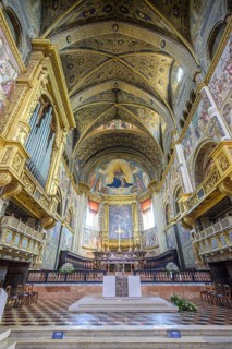 View of the main altar and organ in the Cathedral of Santa Maria Assunta, Cremona, Province of