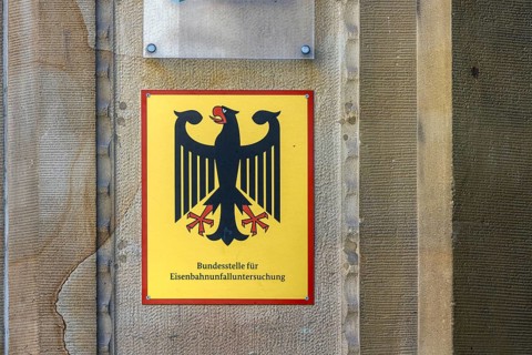 Federal Centre for Railway Accident Investigation (BEU) . Authority sign of the railway authority