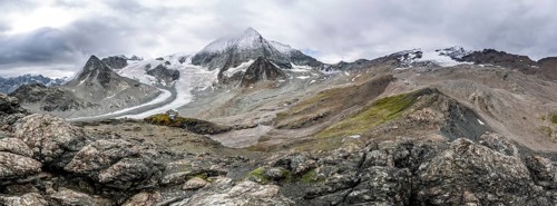 Panorama, mountain hut Cabane des Dix in front of glacier Glacier de Cheilon and summit Mont Blanc