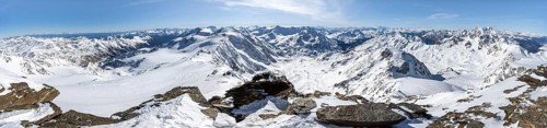 Panorama, mountain panorama at the summit of Monte Cevedale, view of Val Venezia and mountain peaks