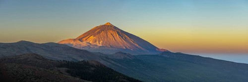 Panorama from east over the Teide National Park, Parque Nacional del Teide, to Pico del Teide,