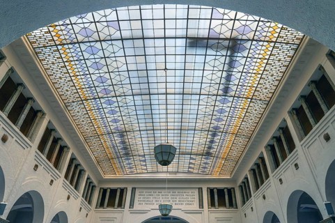 Glass dome in the historic fountain hall, inaugurated in 1842, replaced by a new building in 1911,