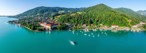 Bräustüberl and Schlosswirtschaft at Tegernsee, aerial view, Tegernsee, Bavaria, Germany, Europe