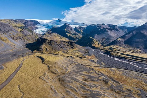 Vast floodplain of the Öræfajökull glacier at the Haalda depression, east of Skaftafell, aerial