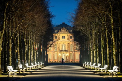The light benches by artist Stefan Sous in the Hofgarten, entitled UV-A UV-B, 14 completely