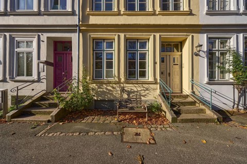 Entrance area with stairs and doors, façade with windows, sidelight, Großer Bauhof, Old Town,