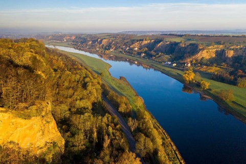 Aerial view of the Elbe valley between Meißen and Zehren in autumn, Meißen, Saxony, Germany, Europe