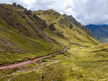 Off-road camper van crosses the Peruvian Andes, Pallay Punchu Rainbowmountain, Layo, Peru, South