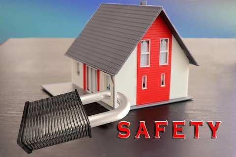 Symbolic image, security, lock, burglary, theft, robbery, liability insurance, household contents