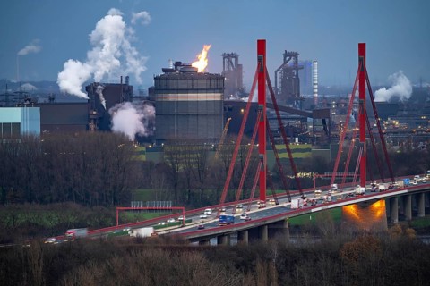 Thyssenkrupp Steel steelworks, blast furnaces 8 and 9, gasometer, motorway bridge of the A42 over