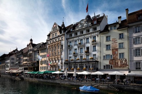 View from the Chapel Bridge onto the hotel promenade, Hotel des Alpes, Old Town, Lucerne,
