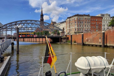 View from the museum ship of the Coast Guard Oldenburg of the German Customs Museum to the Kornhaus