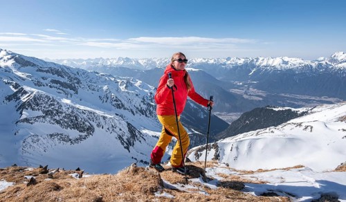 Ski tourers at the summit of the Mitterzeigerkogel in winter, Sellraintal, Kühtai, Tyrol, Austria,