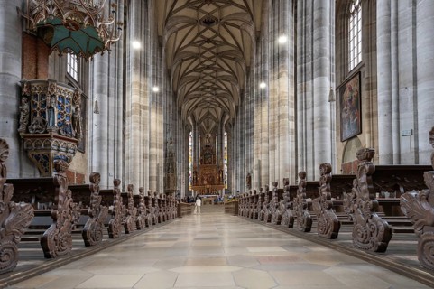 Interior with net vault and high altar in the late Gothic hall church of St George, Dinkelsbühl,