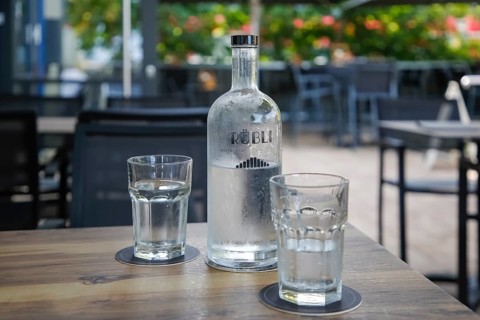 Mineral water, sparkling water, water bottle, glass, Rübli Restaurant, pub, bar, restaurant,
