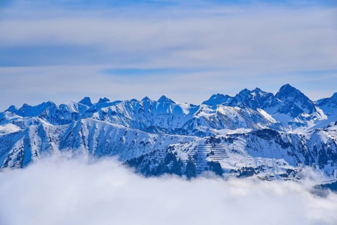 View of the Oberstdorf and Lechtal mountains from the mountain station of the Ifen cable car in
