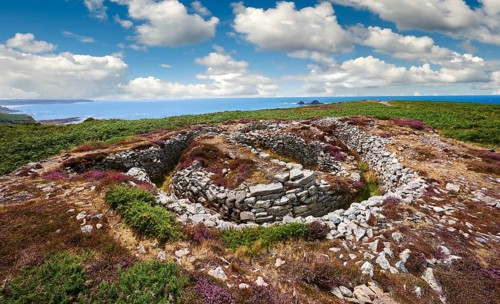Ballowall Barrow prehistoric chambered tomb, Carn Gluze, Ballowall Common, near St Just in