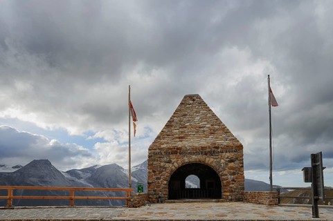 Memorial at Fuscher Törl, Großglockner High Alpine Road, Hohe Tauern National Park, Salzburger