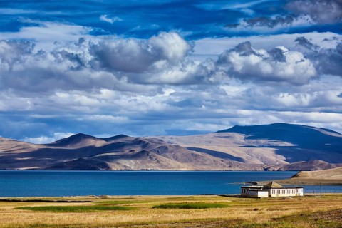 Himalayan lake Tso Moriri in Korzok, Ladakh, India, Asia