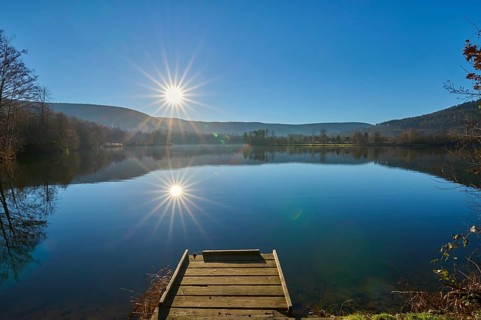 Lake with jetty at sunrise, Freudenberg am Main, Untermain, Spessart, Odenwald, Franconia,