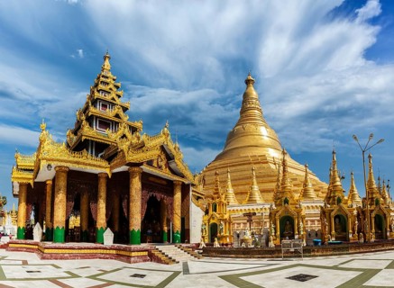 Myanmer famous sacred place and tourist attraction landmark, Shwedagon Paya pagoda. Yangon,