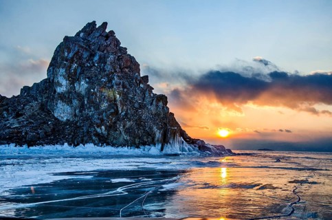 Sunset at Shaman rock, Lake Baikal, Olkhon Island, Pribaikalsky National Park, Irkutsk Province,