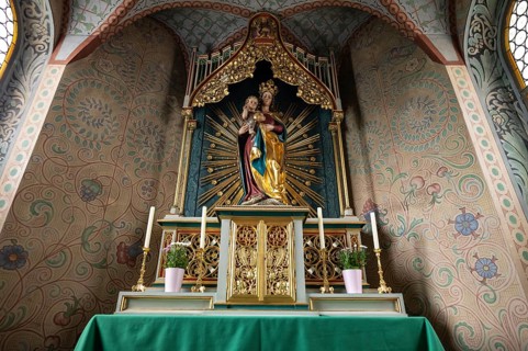 Interior photograph of the chancel, Liebfrauenkapelle, Rapperswil-Jona, Canton St. Gallen, SG,