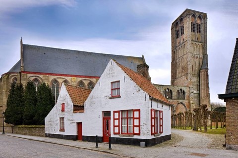 Old White House and the Church of Our Lady, Onze-Lieve-Vrouwekerk in the small town of Damme, West
