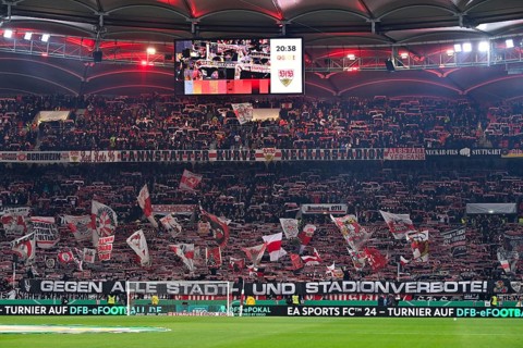 Cannstatter Kurve fan block, fans, fan curve, flags, flags, atmosphere, atmospheric banner, fan
