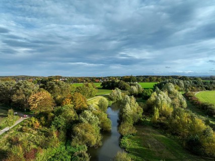 Bergkamen, Ruhr area, North Rhine-Westphalia, Germany, autumn landscape on the Seseke. The