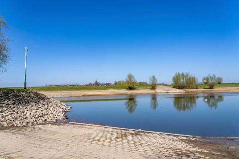 The village of Schenkenschanz, belongs to Kleve on the Lower Rhine, 9 tenths of the district are in
