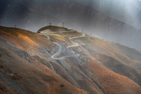 Mountain road, mountain pass from Kazarman to Jalalabad, Naryn region, Kyrgyzstan, Asia