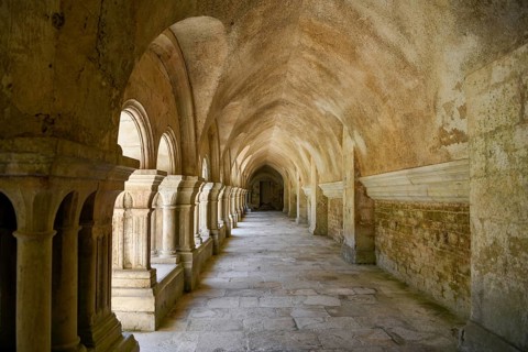 Cloister of the Cistercian Abbey of Fontenay, Unesco World Heritage Site, Cote d'Or, Burgundy,