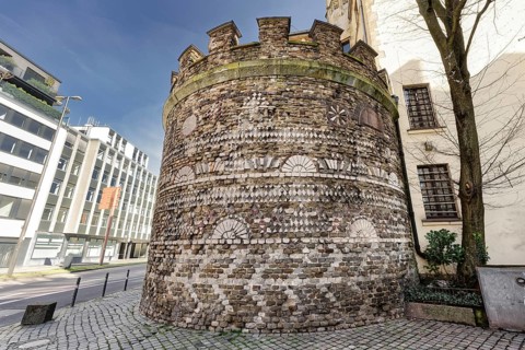 The almost 2000-year-old Roman tower decorated with mosaics in Cologne's historic city centre
