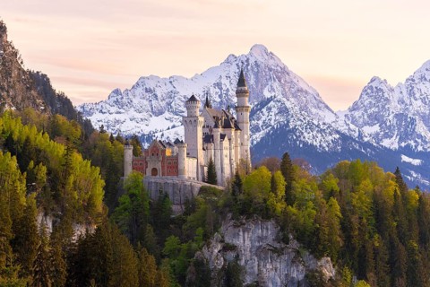 Neuschwanstein Castle near Füssen, evening mood, Schwangau, Allgäu Alps, snow, Ostallgäu, Bavaria,