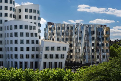 Gehry buildings, Media Harbour, Neuer Zollhof, Düsseldorf, North Rhine-Westphalia, Germany, Europe