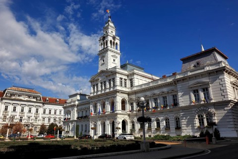 Banat, city of Arad, city centre, historic houses, on the Boulevard of the Revolution, from left,