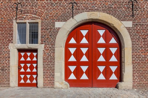 Historic moated castle, Renaissance Raesfeld Castle, façade with one Tor tor and one door, Freiheit