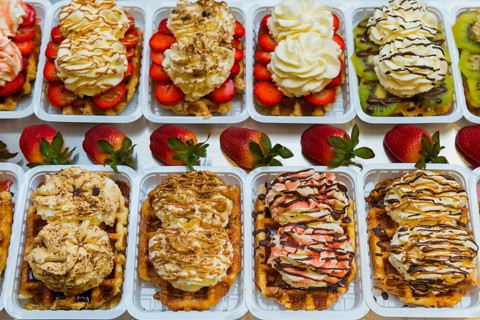 Belgian waffles and sweets, typical, calories, food, bakery, dessert, dessert, cream, traditional,