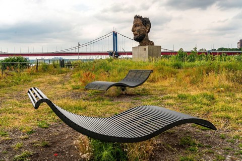 The sculpture Echo of Poseidon, Since 2016, the 10 m high sculpture by Markus Lüpertz has been