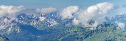 Mountain panorama from the Nebelhorn, 2224m, to the southwest to the Hammerspitzen, Kanzelwand,