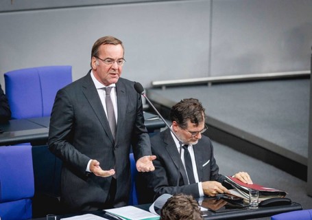 Boris Pistorius, Federal Minister of Defence, during government questioning in the Bundestag in