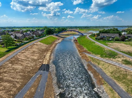 Dinslaken, Voerde, North Rhine-Westphalia, Germany, Renaturalisation of the Emscher. New Emscher