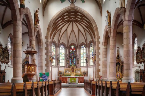 Interior view, nave, choir, altar, New Parish Church of the Assumption of the Virgin Mary, Scena,