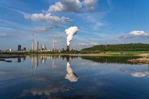 Industrial backdrop of the ThyssenKrupp Steel steelworks in Bruckhausen, on the Rhine, Schwelgern