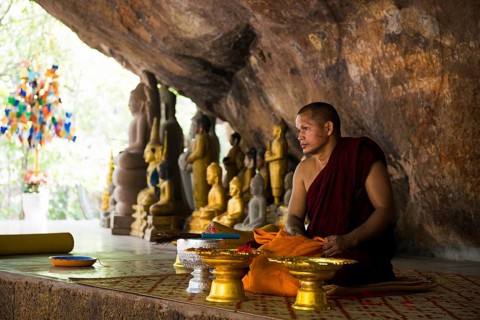 Buddhist monk, Preah Ang Thom Temple, Phnom Kulen National Park, Siem Reap, Cambodia, Asia