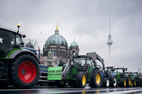 Street blockades in the centre of Berlin, taken during the farmers' protests in Berlin, 15.01.2024
