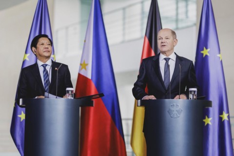 (R-L) Olaf Scholz (SPD), Federal Chancellor, and Ferdinand Marcos Jr, President of the Philippines,