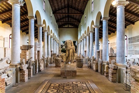 Atrium, Museo Archeologico Concordiese with finds from the Roman period, medieval old town,